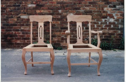 Edwardian style chairs to enlarge clients' setting